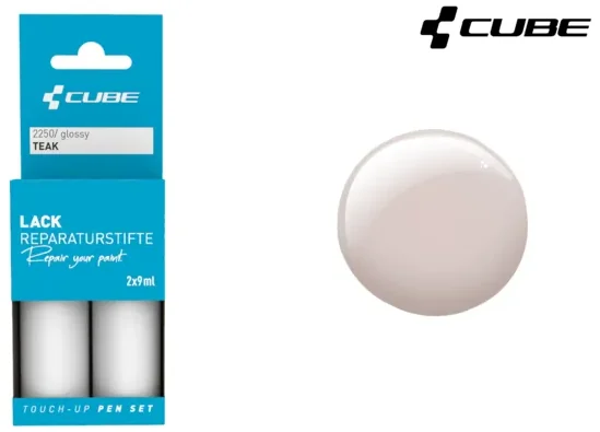 Links ist ein CUBE Lackstift Set TEAK glossy 2250 in einer tealfarbenen Verpackung mit einem beigen glänzenden Farbmuster zu sehen. Das CUBE-Logo befindet sich oben rechts, ideal für Mr. Bike Lichtenfels-Fans, die ein makelloses Finish wünschen.