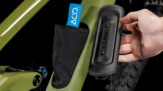 Das CUBE Stereo ONE55 C:62 TM 29 olive'n'chrome ist ein modernes, olivgrünes, vollgefedertes Mountainbike mit Maxxis-Reifen, Scheibenbremsen und einem schnittigen Rahmen - seitlich auf weißem Hintergrund abgebildet. Erhältlich bei Mr. Bike Lichtenfels., Ansicht 10
