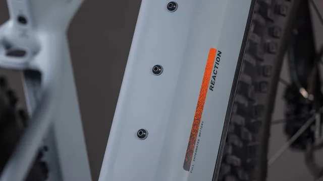 CUBE - Reaction Hybrid Race 800 vulcan´n´orange bei Mr. Bike Lichtenfels, Ansicht 3