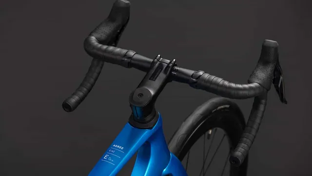 CUBE Agree C:62 EX topasblue´n´white, Ansicht 3