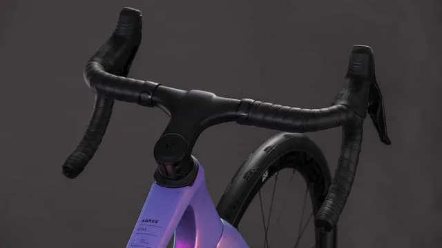 CUBE - Agree C:62 SLX cosmicpurple´n´black bei Mr. Bike Lichtenfels, Ansicht 4