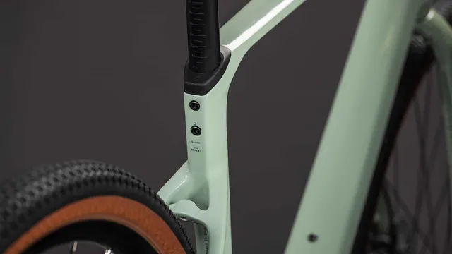 CUBE - Nuroad C:62 ONE aloegreen´n´black bei Mr. Bike Lichtenfels, Ansicht 3
