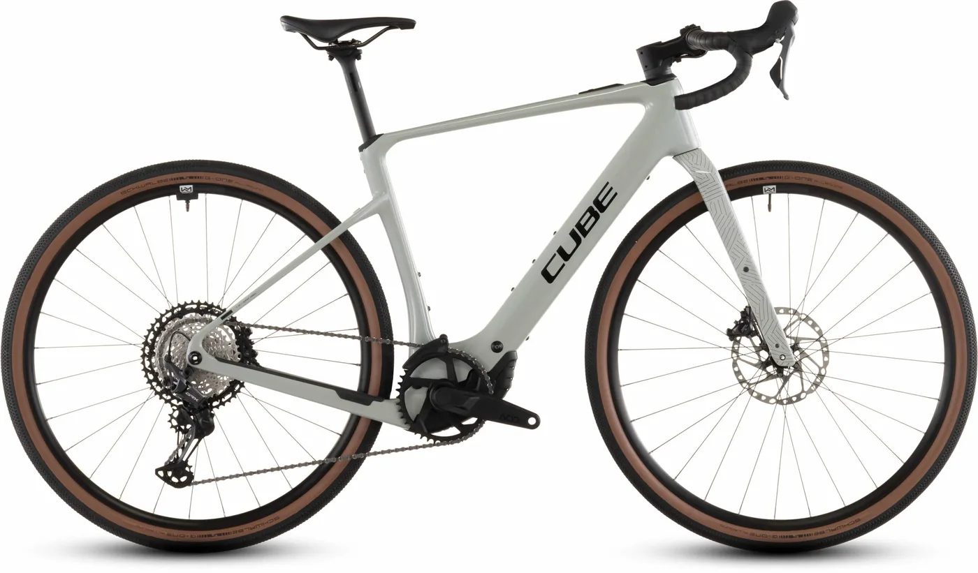 CUBE - Nuroad Hybrid C:62 Race 400X reedbeige´n´black bei Mr. Bike Lichtenfels