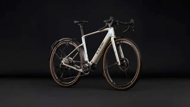 CUBE Nuroad Hybrid C:62 SLX 400X FE glintsand´n´black, Ansicht 2