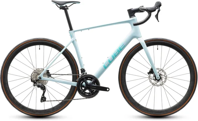 CUBE Attain C:62 Race frostymint´n´mint