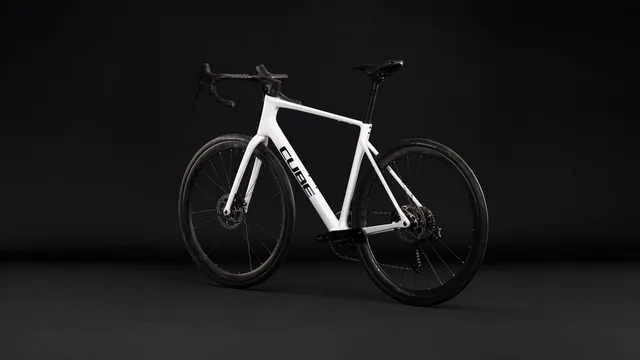 CUBE Attain C:62 SLX metallicwhite´n´black, Ansicht 5