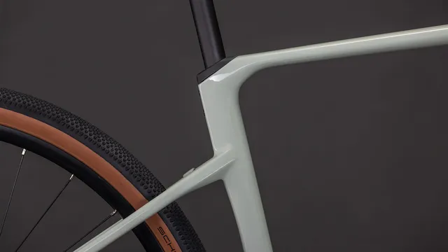 CUBE - Nuroad Hybrid C:62 Race 400X reedbeige´n´black bei Mr. Bike Lichtenfels, Ansicht 5