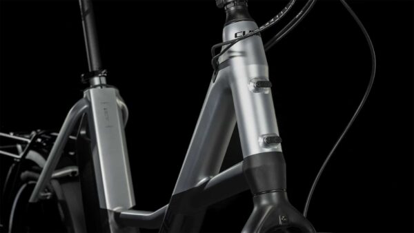 CUBE Compact Sport Hybrid 500 black´n´polarsilver – Bild 6