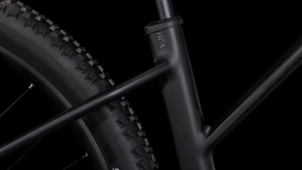 Cube Reaction Hybrid ONE 800 blackline