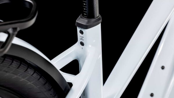 Cube Kathmandu Hybrid ONE 800 polarwhite´n´black