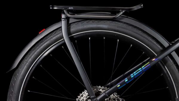 Cube Kathmandu Hybrid EXC 800 black´n´prism