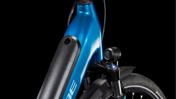 CUBE Supreme Hybrid Pro 625 electricblue´n´blue – Bild 9