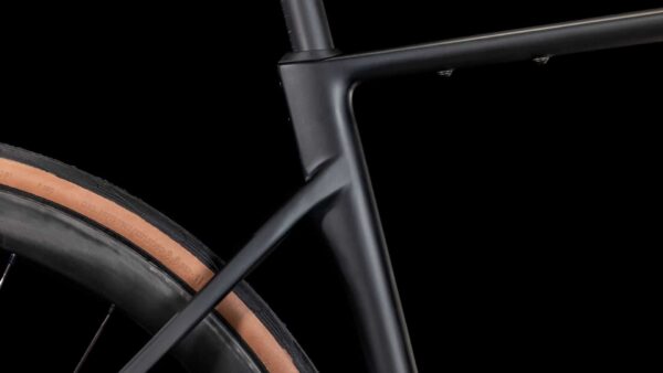 Cube Attain C:62 SLT carbon´n´rainbow