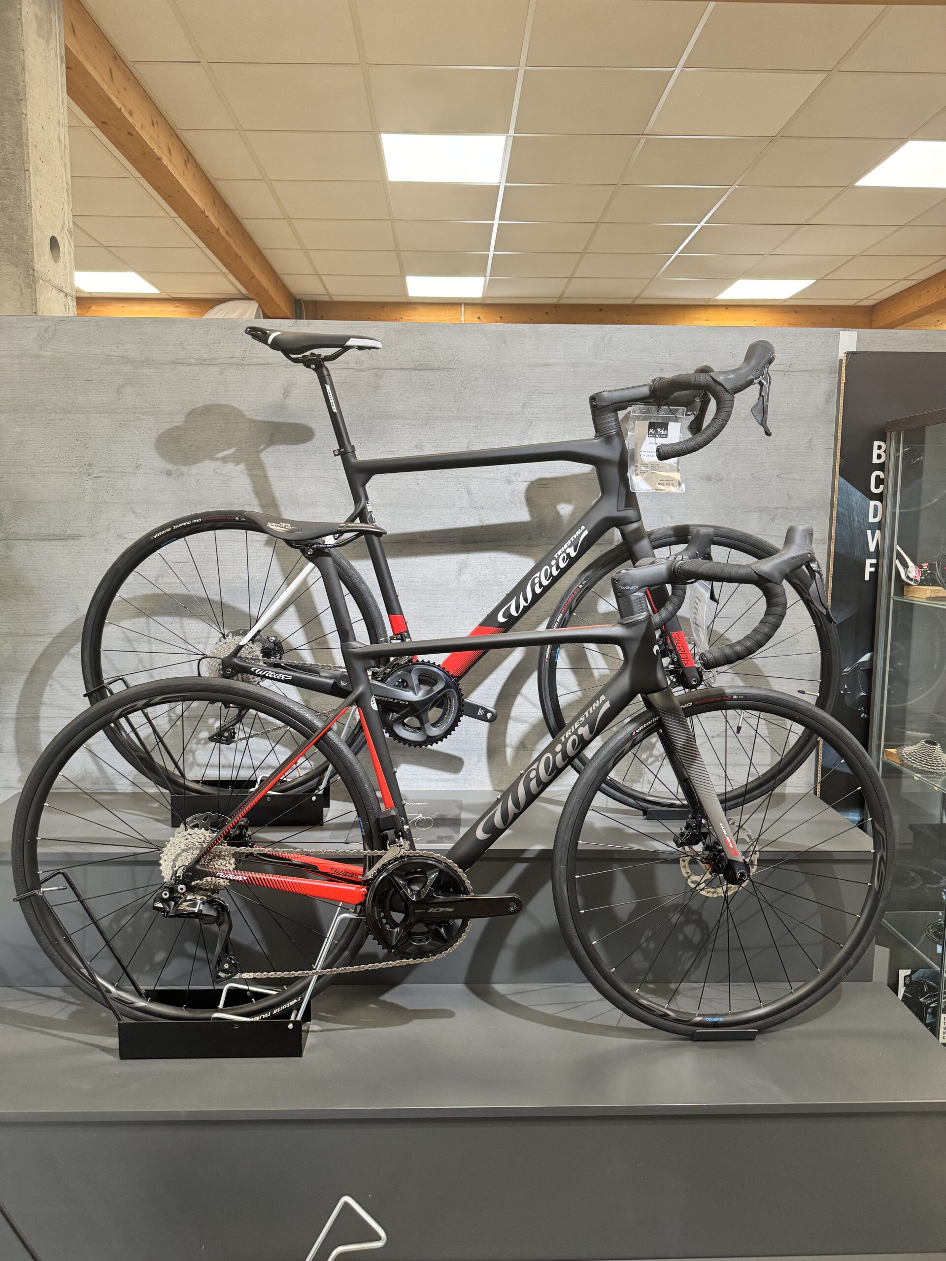 Wilier 0 SL Black/Red Gr. M