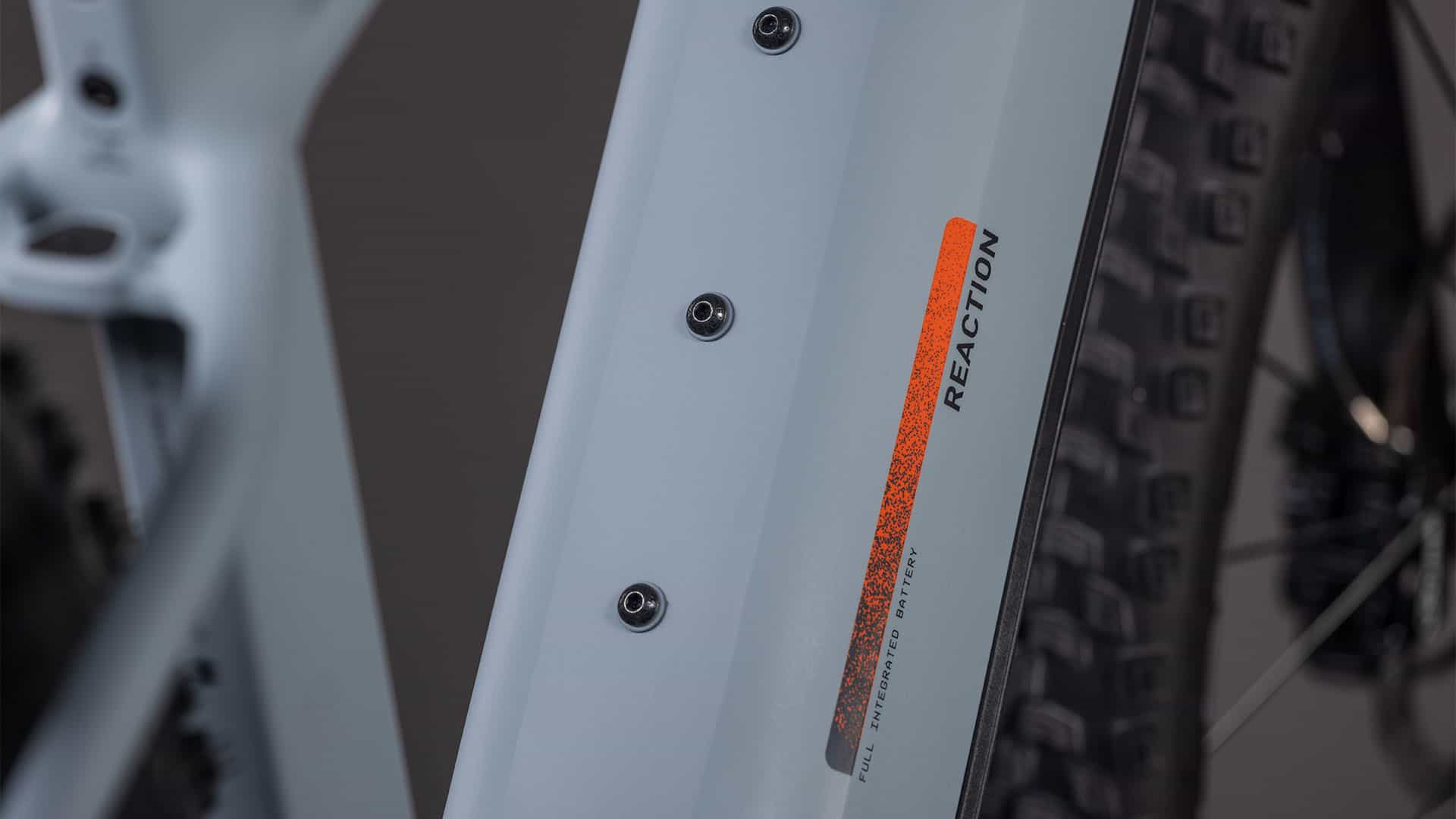 Cube Reaction Hybrid Race 800 vulcan´n´orange