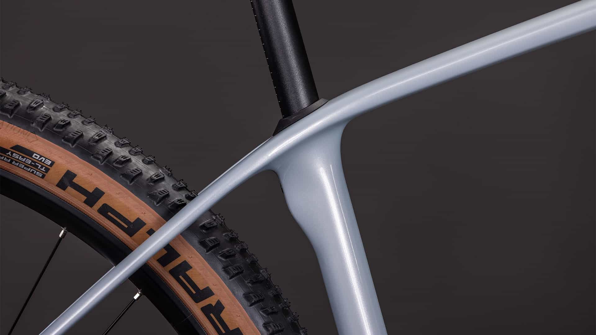 Cube Reaction C:62 Race foggrey´n´white