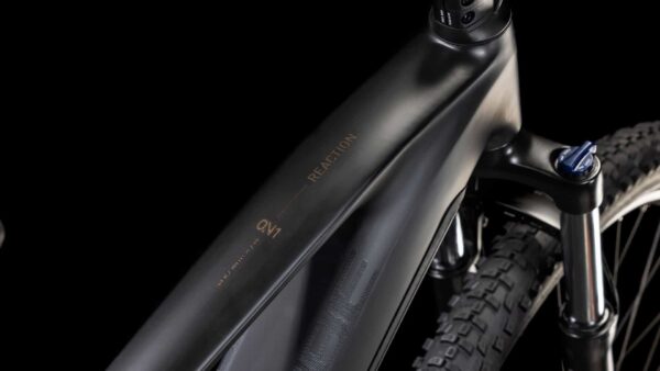 Cube Reaction Hybrid ONE 800 blackline