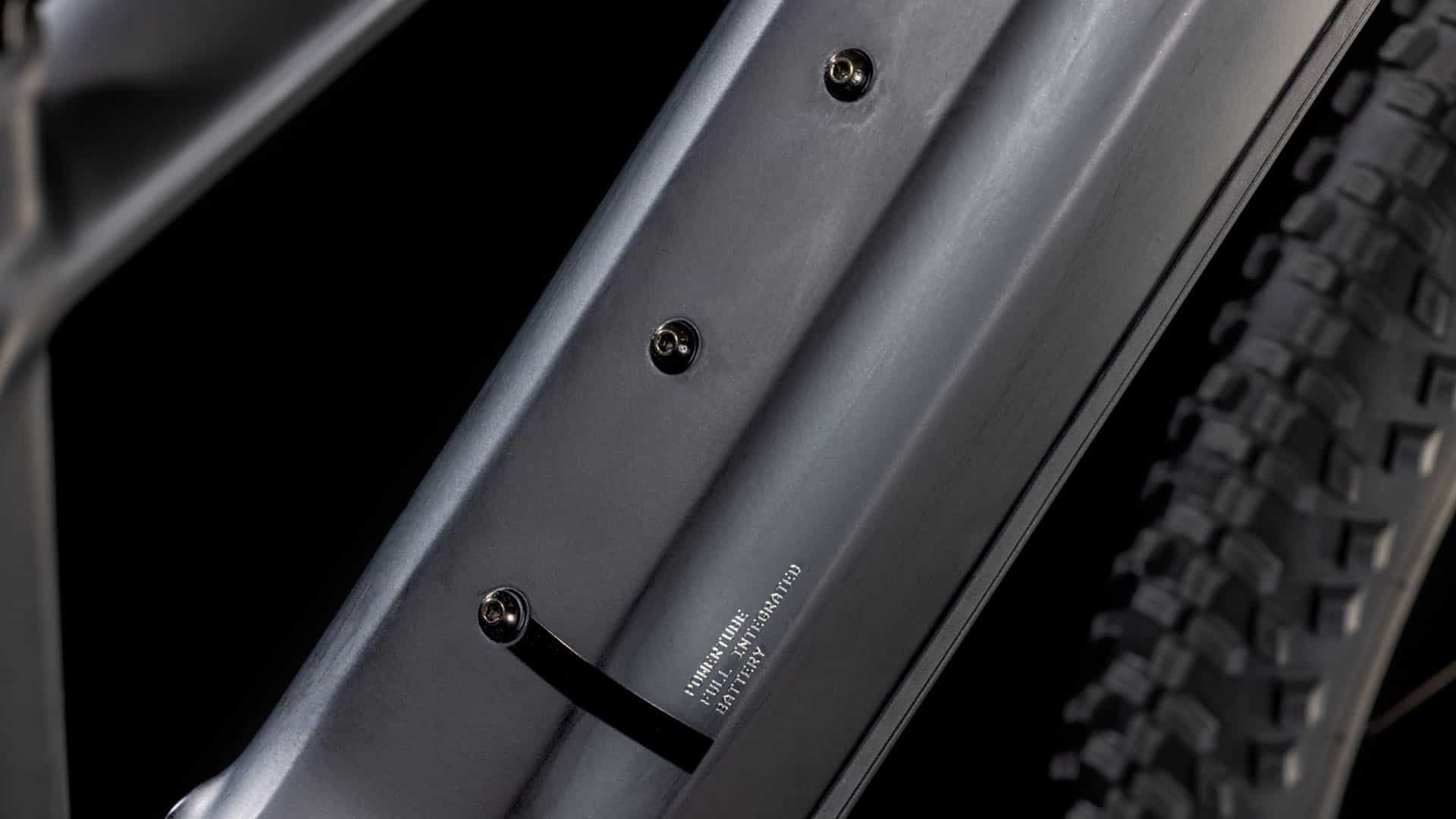 Cube Reaction Hybrid Race 800 black´n´metal